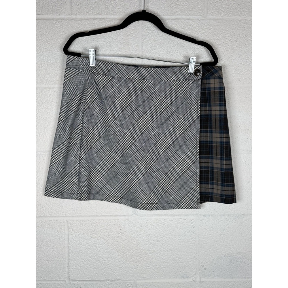 Almost Famous Plaid Check Wrap Mini Skirt XL Y2K Grunge Academia Preppy Style